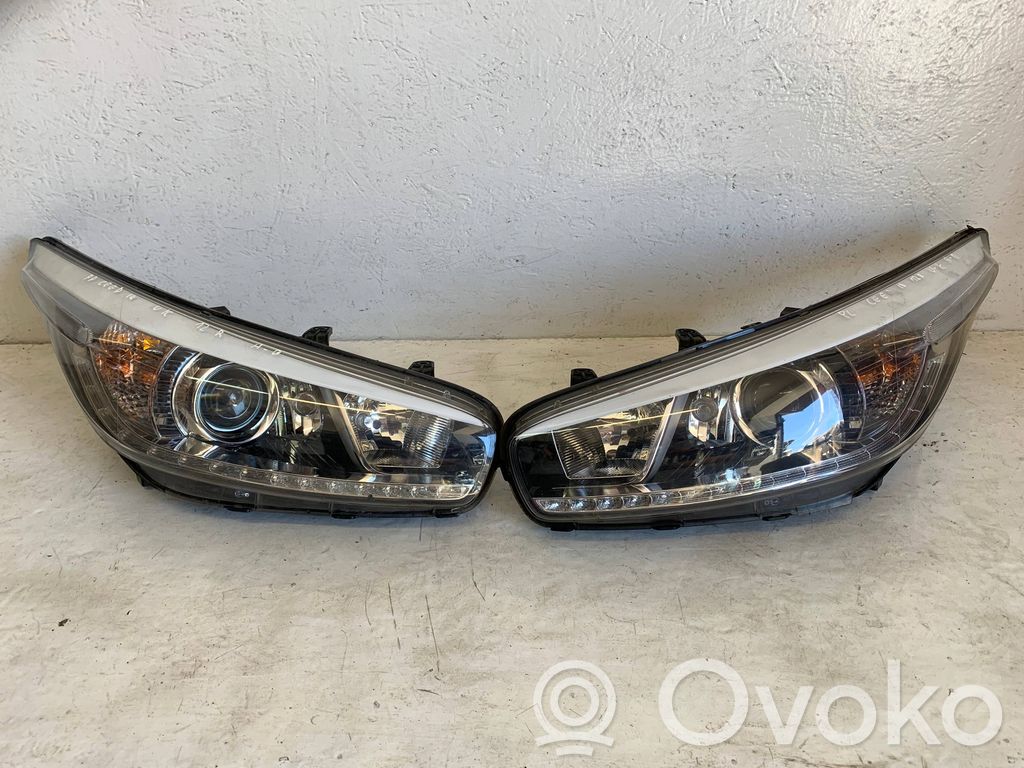 KIA Ceed Scheinwerfer 