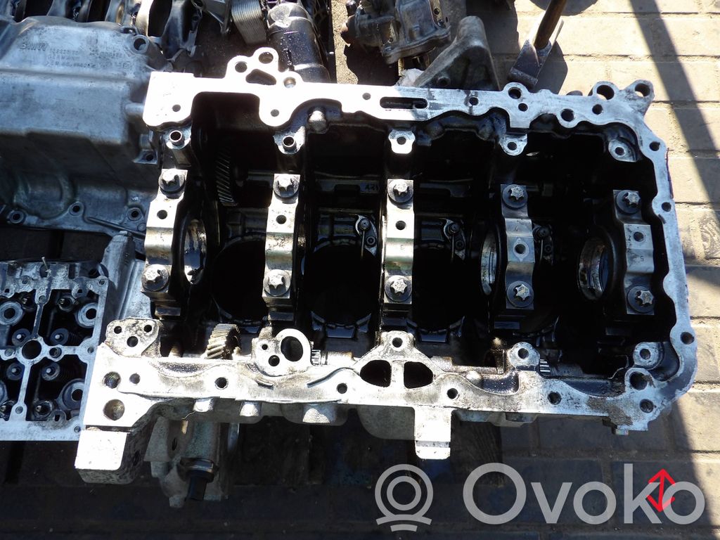 BMW 2 F45 Blocco motore 
