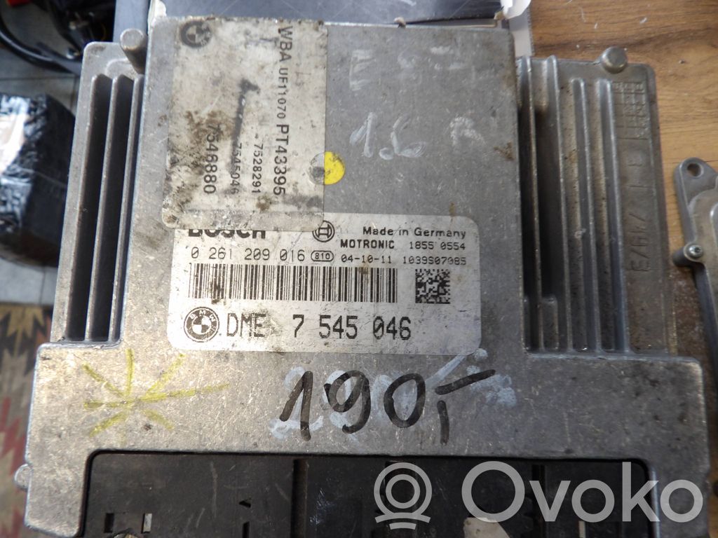 BMW 1 E81 E87 Engine control unit/module 