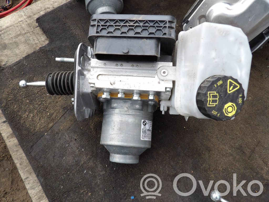 BMW 7 G70 ABS bloks 