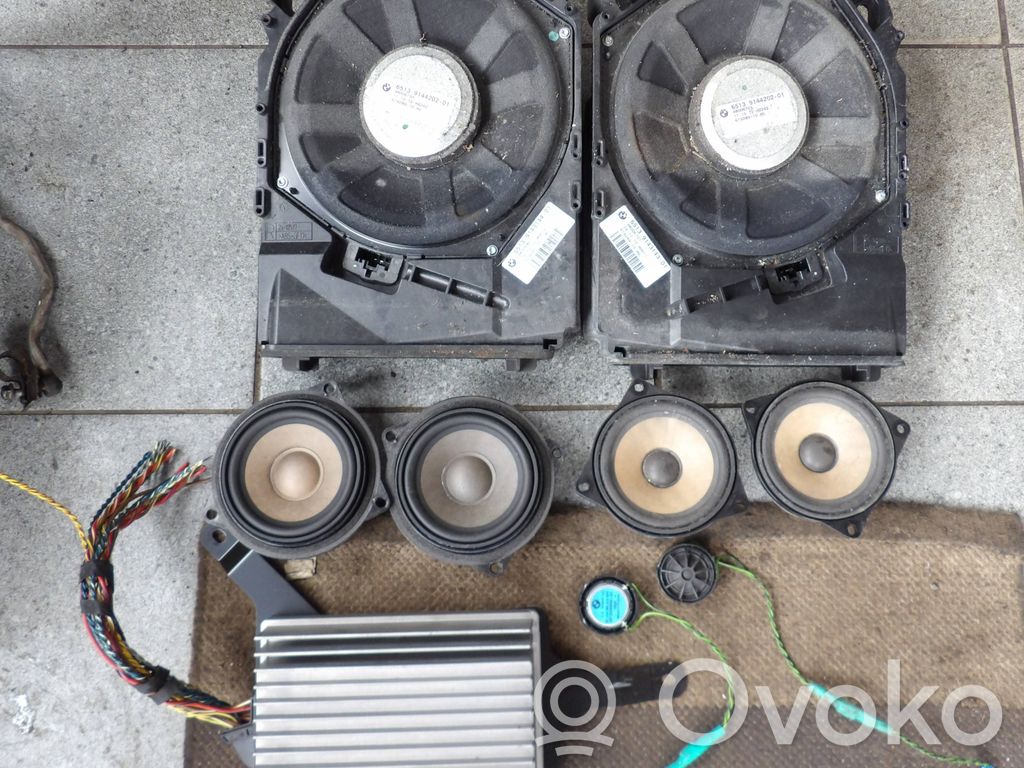 Sound amplifier   9283499,9143144,9143143,6945411,6964012,9143153