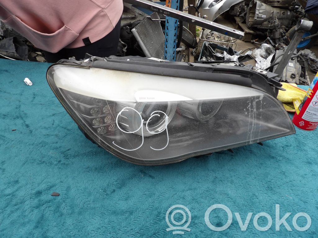 BMW 7 F01 F02 F03 F04 Lampa przednia 