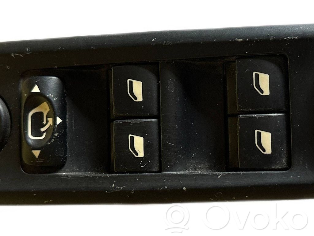 Interruptor del elevalunas eléctrico   14996390XT