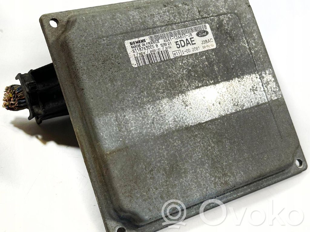 Ford Fiesta Engine control unit/module 