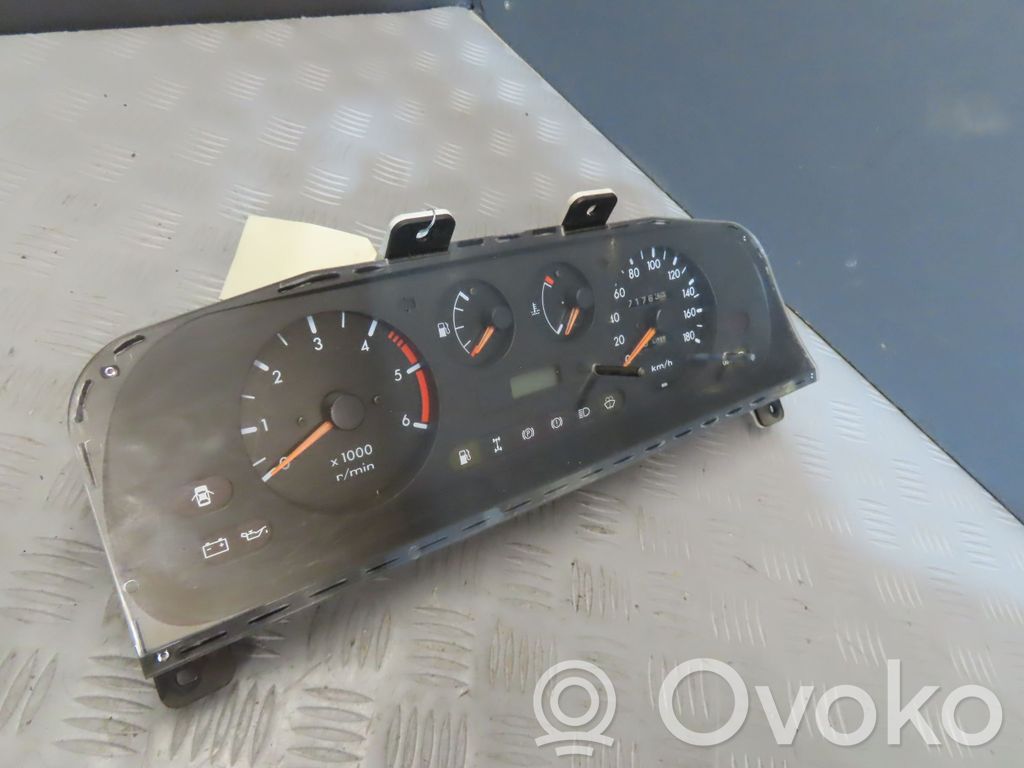 Nissan Terrano Speedometer (instrument cluster) 