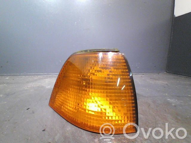 Clignotant avant   82199403095