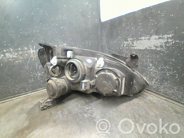Opel Corsa C Phare frontale 