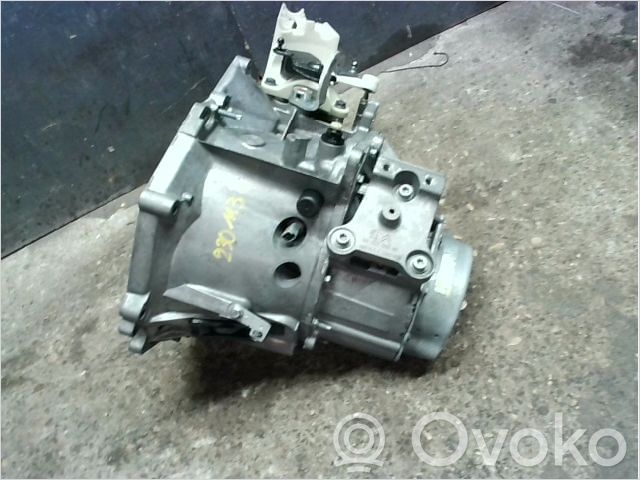 Peugeot 207 Scatola del cambio manuale a 5 velocità 
