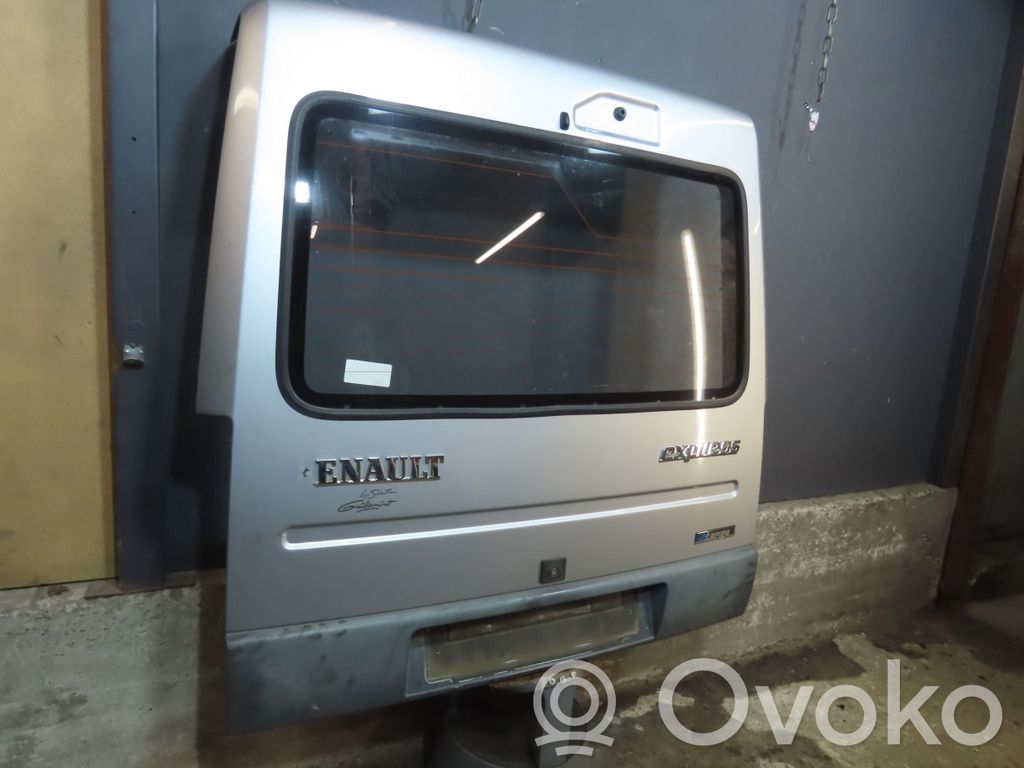 Renault Express Puerta del maletero/compartimento de carga 