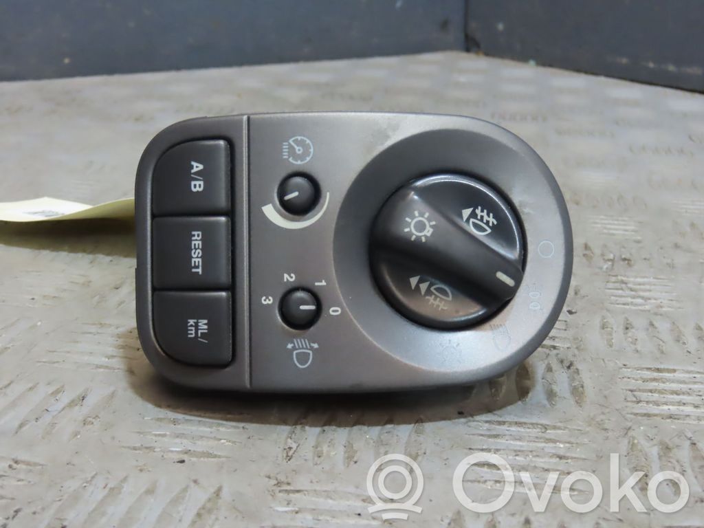 Jaguar X-Type Light switch 