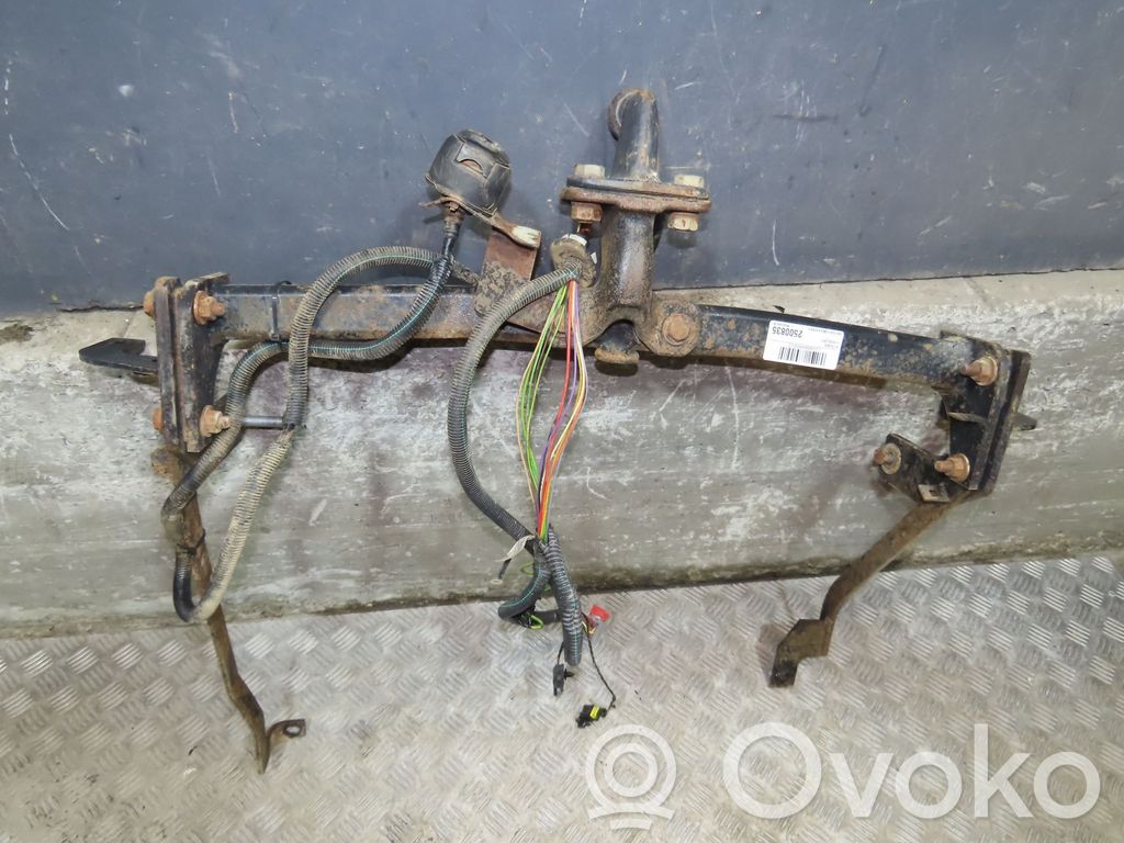Tow bar