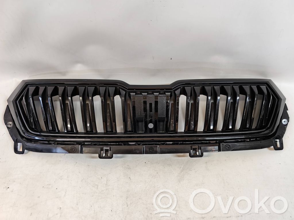 Skoda Karoq Rejilla superior del radiador del parachoques delantero 