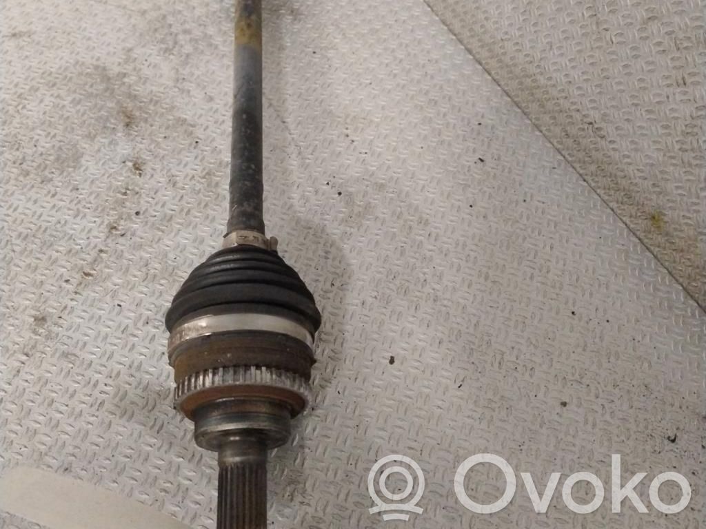 Suzuki Celerio Front driveshaft 