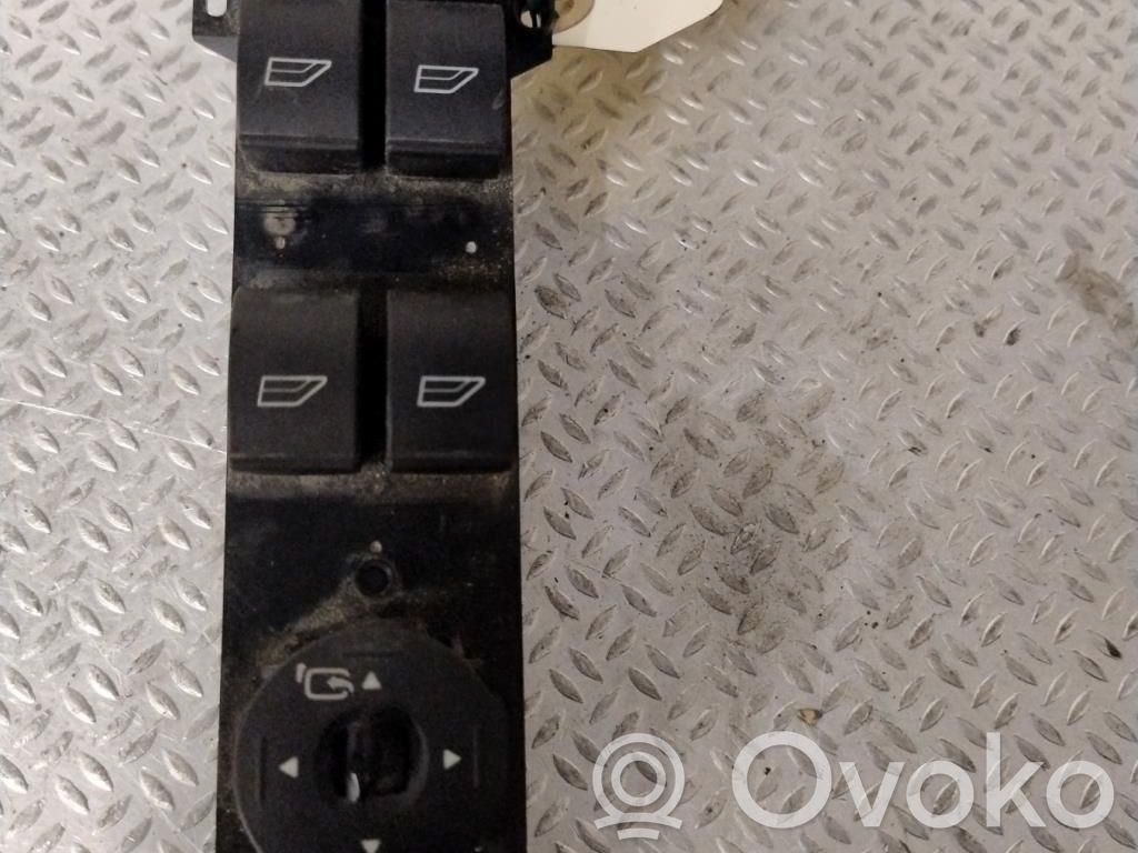 Electric window control switch