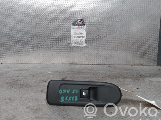 Electric window control switch   6490Y8