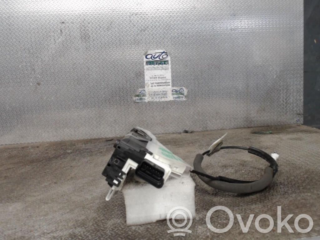 Citroen DS3 Front door lock 