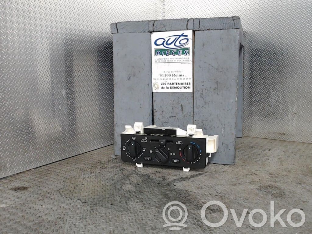 Citroen C3 Climate control unit 
