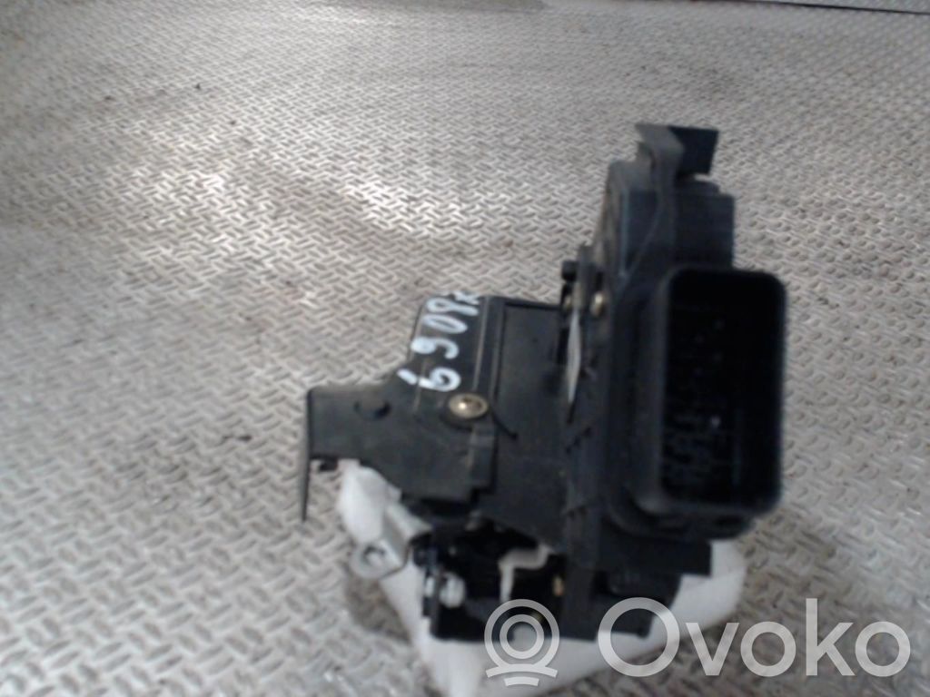 Etuoven lukko   4892360
