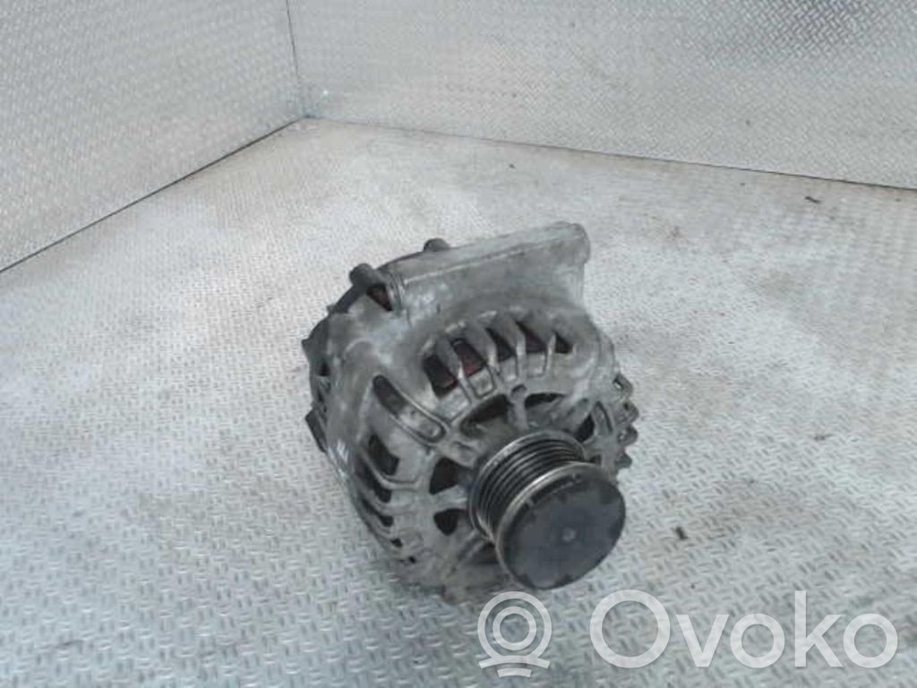 Opel Corsa D Generatorius 