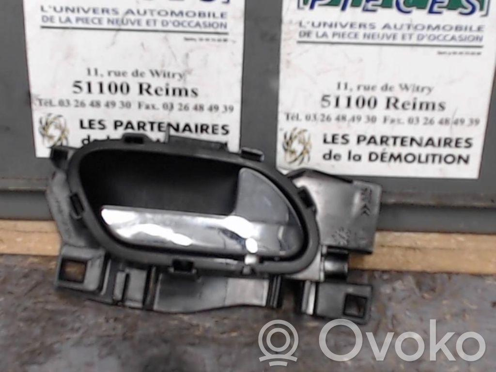 Front door interior handle   96834461VV
