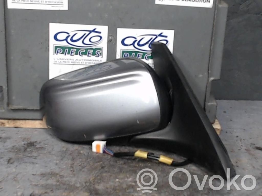 Mazda 323 F Espejo lateral manual 