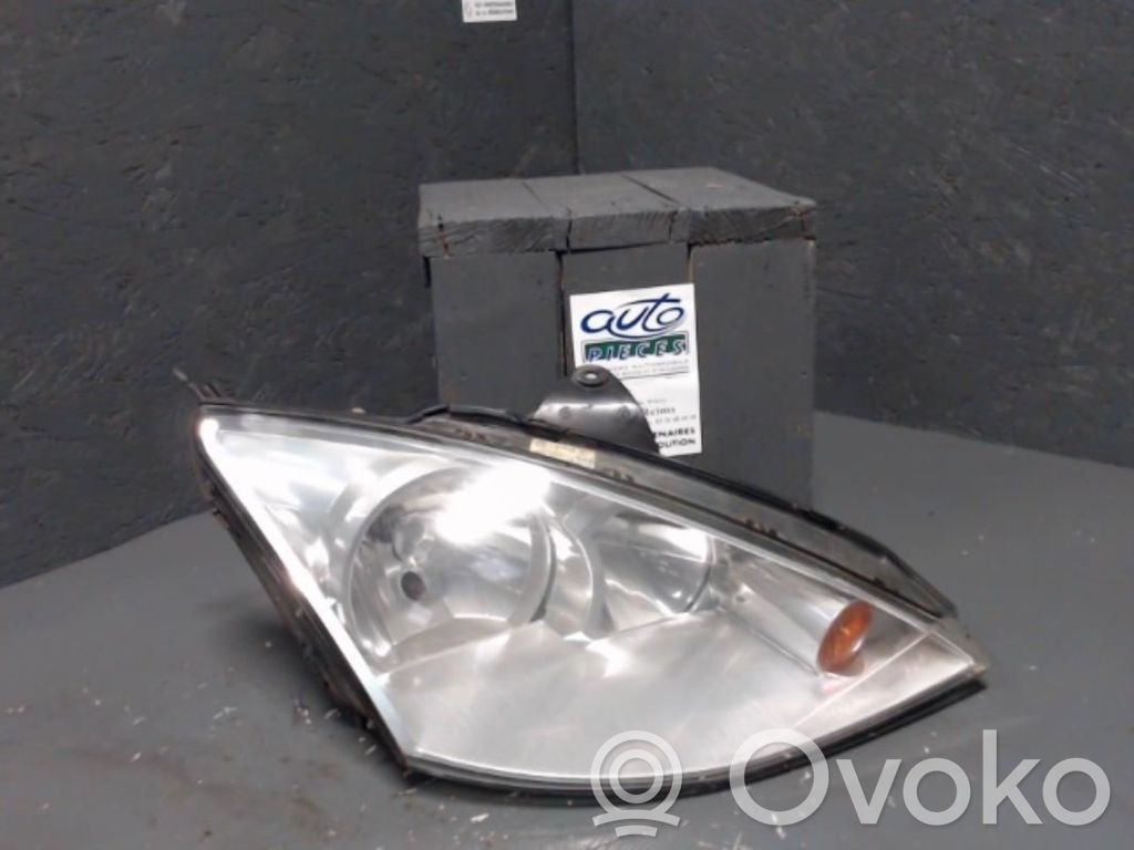 Headlight/headlamp   1343653