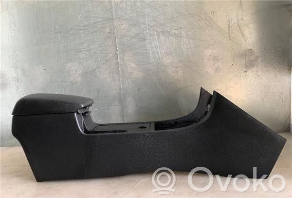 Mazda 3 I Center console 