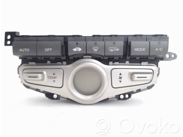 Climate control unit   D067G