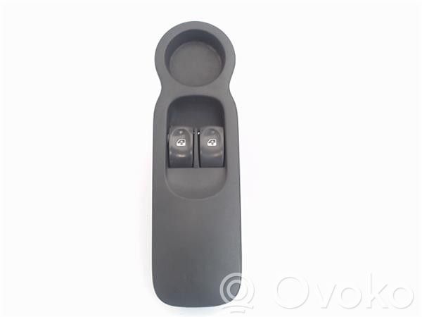 Renault Modus Electric window control switch 