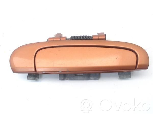 Manecilla externa puerta trasera   8366007010