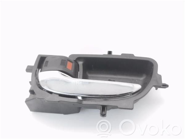 Manecilla interna puerta trasera   692060D271