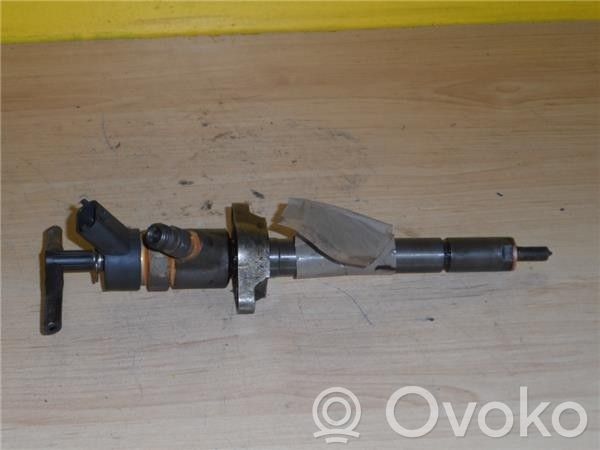 Inyector de combustible   1980J3,0445110259