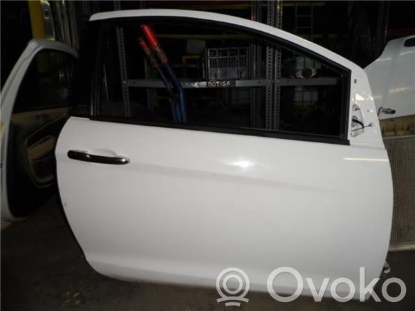 Дверь   9S51B20122AA