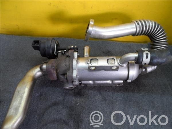 Renault Trafic II (X83) Podgrzewacz płynu chłodzącego 