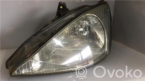 Ford Focus Headlight/headlamp 