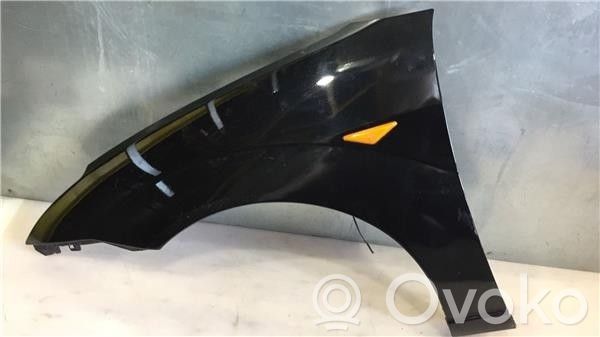 Ford Focus Błotnik przedni 