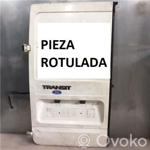 Aizmugurējās durvis   4776719