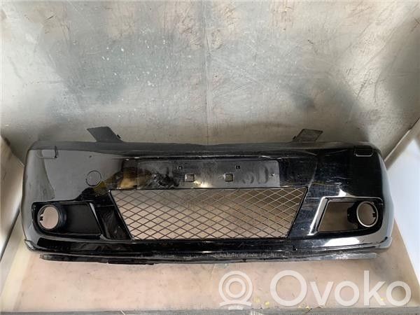 Mazda 5 Передний бампер 