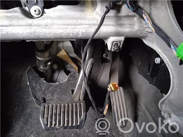 Land Rover Discovery Sport Accelerator throttle pedal 