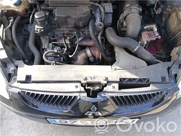 Mitsubishi Colt Viršutinė dalis radiatorių panelės (televizoriaus) 