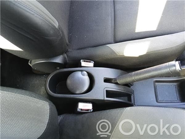 Peugeot 207 Centrinė konsolė 
