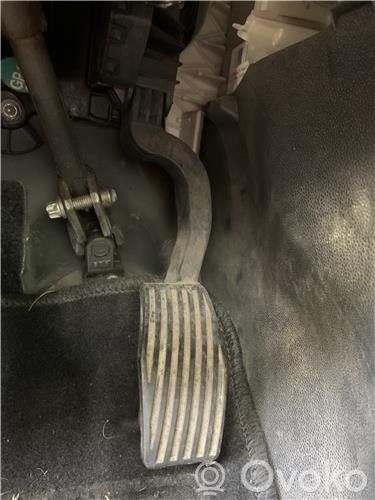 Opel Corsa D Pedal del acelerador 
