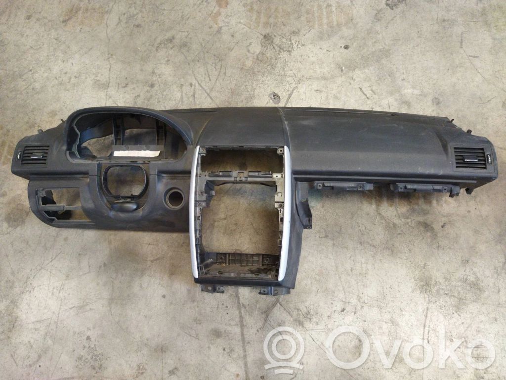 Mercedes-Benz A W169 Deska rozdzielcza 