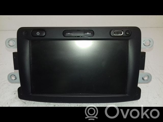 Dacia Sandero II Panel / Radioodtwarzacz CD/DVD/GPS 