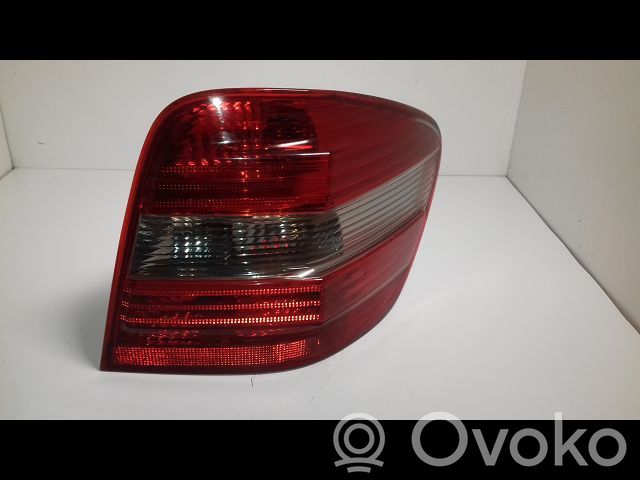 Mercedes-Benz ML W164 Lampa tylna 
