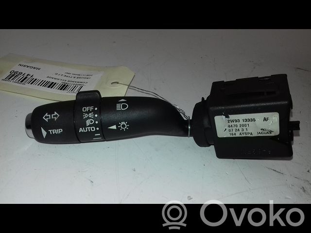 Jaguar S-Type Light switch 