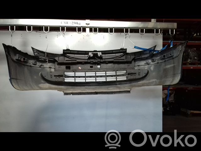Front bumper   7401T7