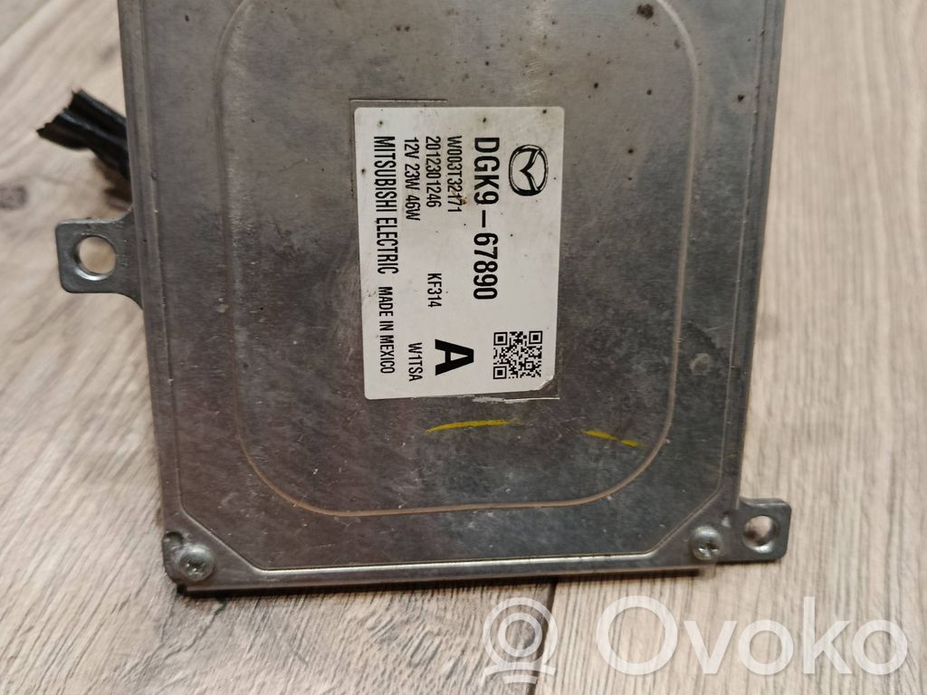 Mazda CX-30 Xenon control unit/module 