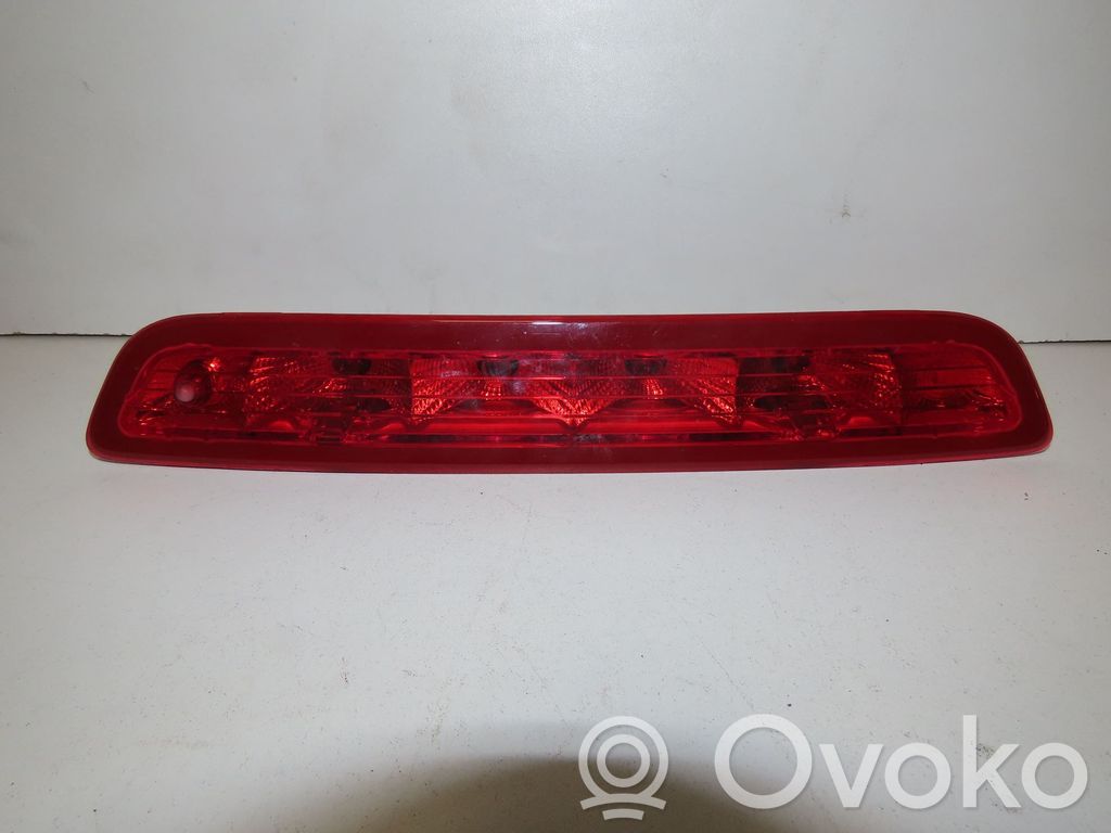 Peugeot 108 Third/center stoplight 