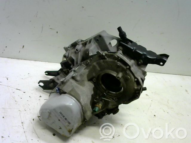 Renault Clio II Caja de cambios manual de 5 velocidades 